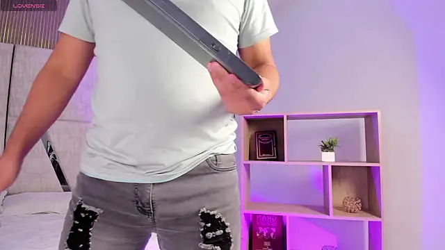 Axel grey  online show from February 26, 2026, 12:48 pm