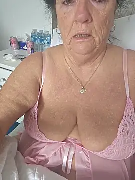 Angeldelightt online show from October 30, 2025, 10:27 am