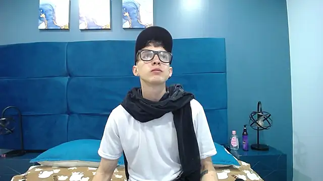 Jheampiiero online show from September 13, 2025, 1:33 pm