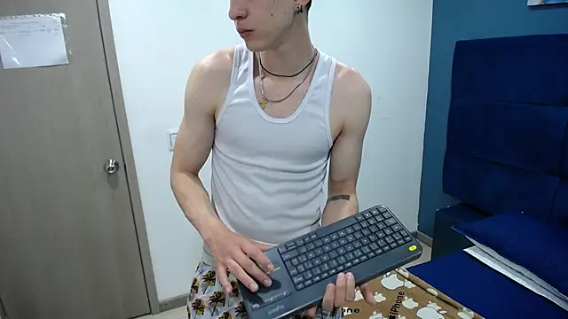 Jheampiiero online show from October 17, 2025, 2:30 pm