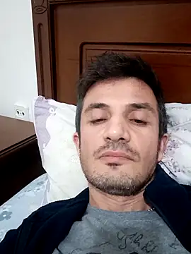 OGUZOZAN online show from September 19, 2025, 8:20 pm