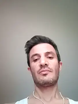 OGUZOZAN online show from September 20, 2025, 1:56 pm