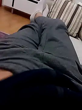 OGUZOZAN online show from October 9, 2025, 8:40 pm