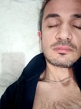 OGUZOZAN online show from October 31, 2025, 11:17 pm