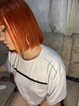 Alysson LS online show from December 5, 2025, 3:15 am