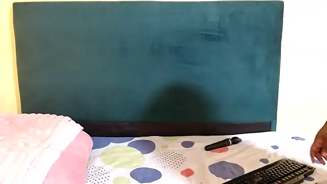 BootyGoddess23 online show from September 8, 2025, 7:13 pm