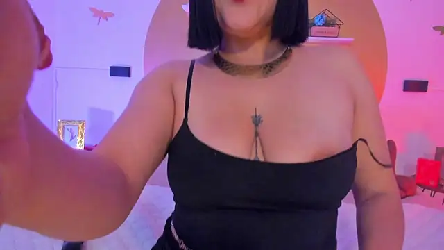 caroline  muller online show from September 10, 2025, 11:54 am