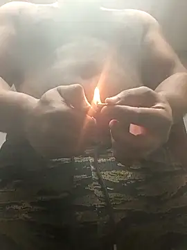 Longthickdick33 online show from November 14, 2025, 6:39 pm