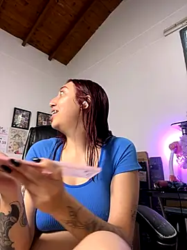 Paulina-Wells online show from November 23, 2025, 7:13 pm