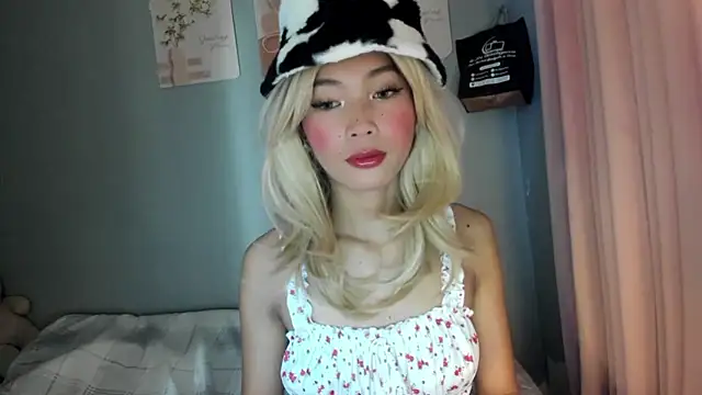 Snapshot of Anne_the_virgin chatting on January 8, 2026, 1:41 am Anne the virgin online show from January 8, 2026, 1:41 am