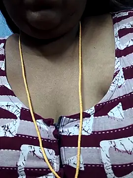 TAMIL ELAKKIYA online show from September 25, 2025, 7:23 am