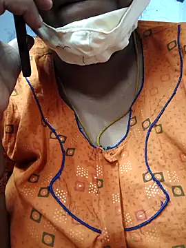 Snapshot of TAMIL_ELAKKIYA chatting on February 9, 2026, 6:06 am TAMIL ELAKKIYA online show from February 9, 2026, 6:06 am