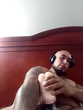 Mac15151 online show from June 12, 2026, 12:42 am