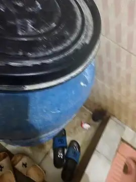 hotboy43339 online show from October 13, 2025, 2:50 pm