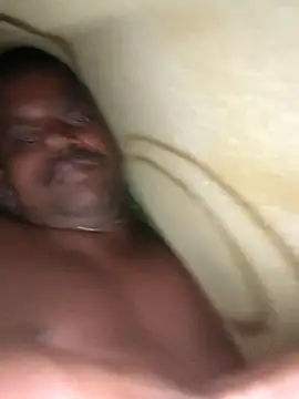 hotboy43339 online show from October 14, 2025, 6:47 am