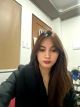 Snapshot of LanySylvia chatting on November 6, 2025, 2:29 pm LanySylvia online show from November 6, 2025, 2:29 pm