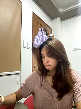 Snapshot of LanySylvia chatting on November 20, 2025, 4:29 pm LanySylvia online show from November 20, 2025, 4:29 pm