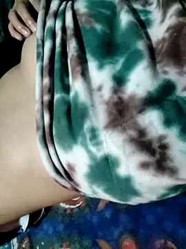 pihu099 online show from December 17, 2025, 11:33 pm