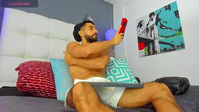 Snapshot of Yiyo10_ chatting on February 2, 2026, 3:05 am Yiyo10 online show from February 2, 2026, 3:05 am