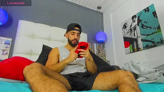 Snapshot of Yiyo10_ chatting on February 10, 2026, 4:27 am Yiyo10 online show from February 10, 2026, 4:27 am