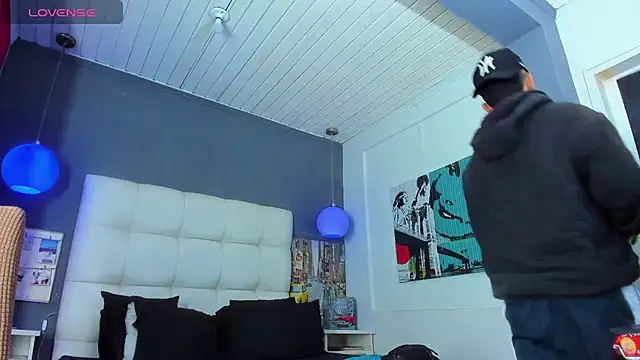 Snapshot of Yiyo10_ chatting on February 18, 2026, 5:14 am Yiyo10 online show from February 18, 2026, 5:14 am