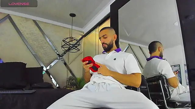 Snapshot of Yiyo10_ chatting on February 26, 2026, 3:22 pm Yiyo10 online show from February 26, 2026, 3:22 pm