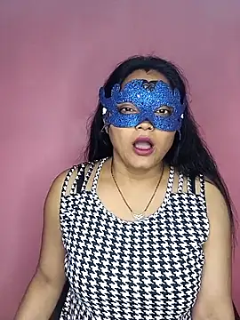 MEERAcle online show from October 13, 2025, 12:49 pm