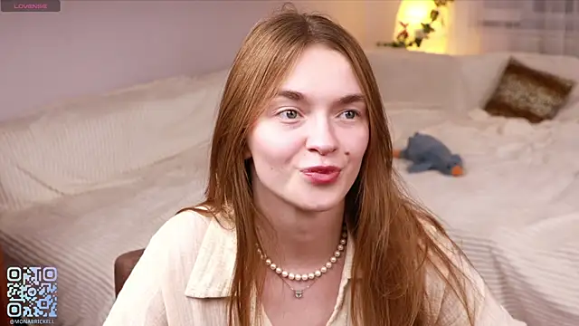 Snapshot of MarianFares chatting on October 10, 2025, 10:53 pm MarianFares online show from October 10, 2025, 10:53 pm