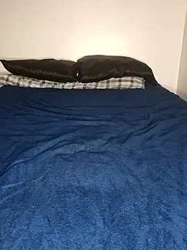 MoonlikePolicy727 online show from November 5, 2025, 5:13 pm