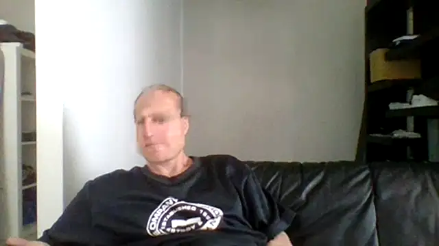 Snapshot of Silverhippo chatting on May 24, 2026, 7:46 am Silverhippo online show from May 24, 2026, 7:46 am