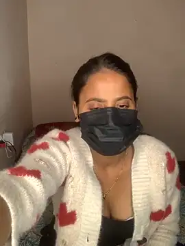 Snapshot of Priya_baby0 chatting on December 3, 2025, 6:06 pm Priya baby0 online show from December 3, 2025, 6:06 pm