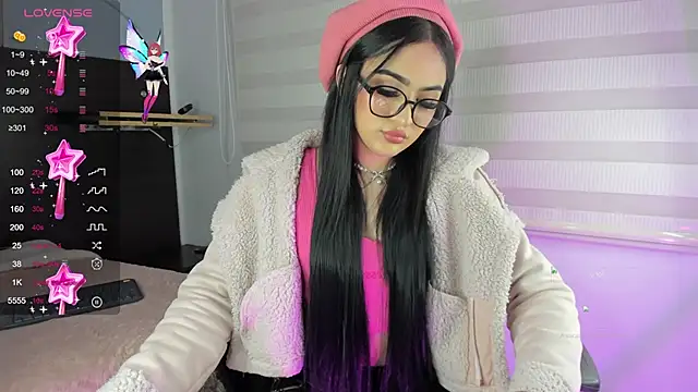 Snapshot of miss__ivyy chatting on October 5, 2025, 10:51 pm miss ivyy online show from October 5, 2025, 10:51 pm