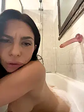 salvana online show from October 24, 2025, 6:26 pm