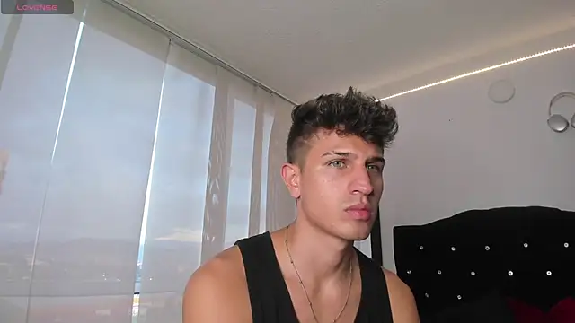 Snapshot of kevin_ahss chatting on October 20, 2025, 10:21 pm kevin ahss online show from October 20, 2025, 10:21 pm