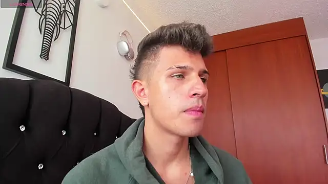 Snapshot of kevin_ahss chatting on November 26, 2025, 4:30 pm kevin ahss online show from November 26, 2025, 4:30 pm