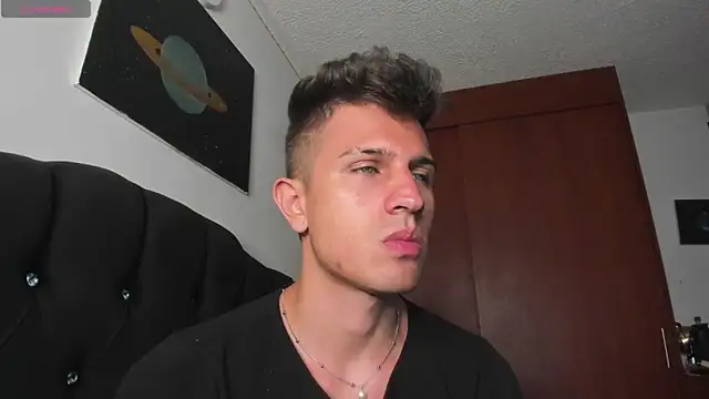 Snapshot of kevin_ahss chatting on February 13, 2026, 11:34 pm kevin ahss online show from February 13, 2026, 11:34 pm