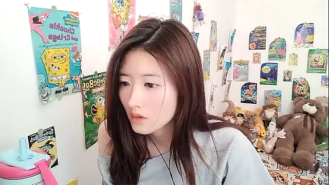 Snapshot of Moonlight-23 chatting on September 9, 2025, 4:01 am Moonlight-23 online show from September 9, 2025, 4:01 am