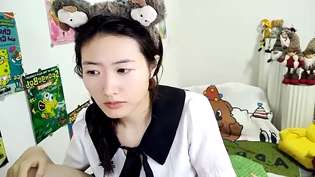 Snapshot of Moonlight-23 chatting on September 17, 2025, 3:24 pm Moonlight-23 online show from September 17, 2025, 3:24 pm