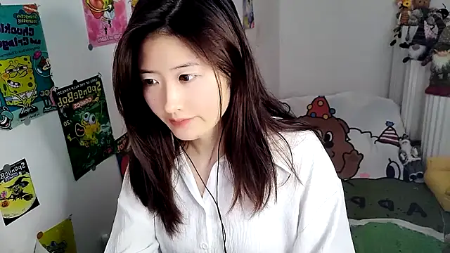 Snapshot of Moonlight-23 chatting on September 19, 2025, 7:21 am Moonlight-23 online show from September 19, 2025, 7:21 am