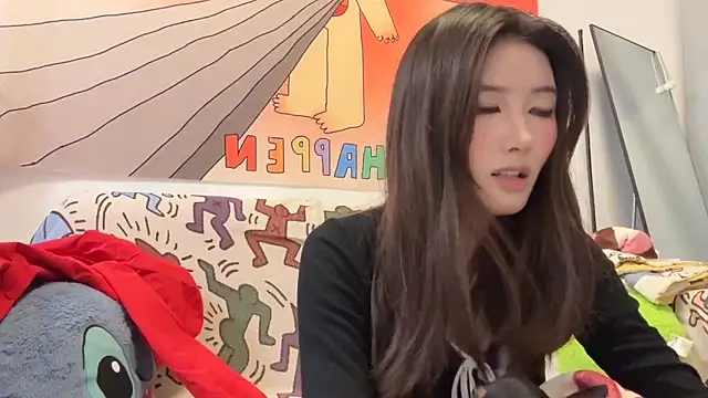 Snapshot of Moonlight-23 chatting on November 25, 2025, 12:16 pm Moonlight-23 online show from November 25, 2025, 12:16 pm