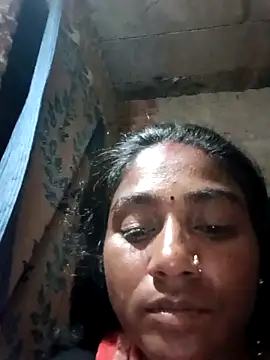 Snapshot of Sapna_hotA chatting on October 25, 2025, 8:14 pm Sapna hotA online show from October 25, 2025, 8:14 pm