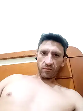 Maniasefetiches online show from March 29, 2026, 7:41 am