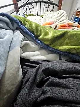 Snapshot of fena-sikerimmm chatting on October 2, 2025, 9:55 pm fena-sikerimmm online show from October 2, 2025, 9:55 pm