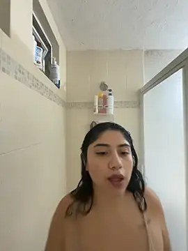 Snapshot of Mia_170310 chatting on November 8, 2025, 3:07 am Mia 170310 online show from November 8, 2025, 3:07 am