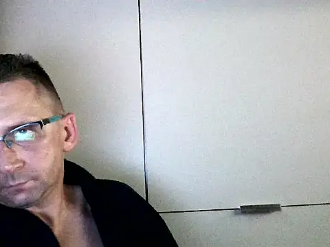 Snapshot of bajka760 chatting on September 12, 2025, 4:23 am bajka760 online show from September 12, 2025, 4:23 am