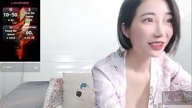 YIWA-2000 online show from May 14, 2026, 3:57 am