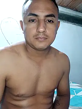 Geral Yeraldyn09 online show from October 18, 2025, 1:08 am