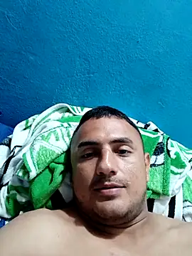 Geral Yeraldyn09 online show from November 13, 2025, 11:14 pm