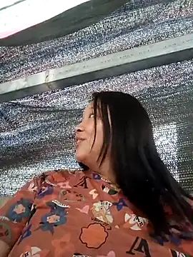 MuiNay online show from October 20, 2025, 2:34 am