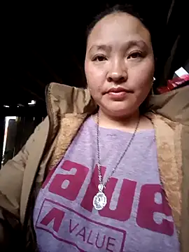 Snapshot of MuiNay chatting on February 13, 2026, 12:39 am MuiNay online show from February 13, 2026, 12:39 am